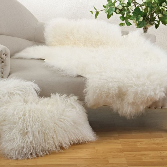 Luxurious Genuine Real Shaggy Soft Fluffy Mongolian Lamb Throw Rug 20" x 35" - Picture 10 of 10